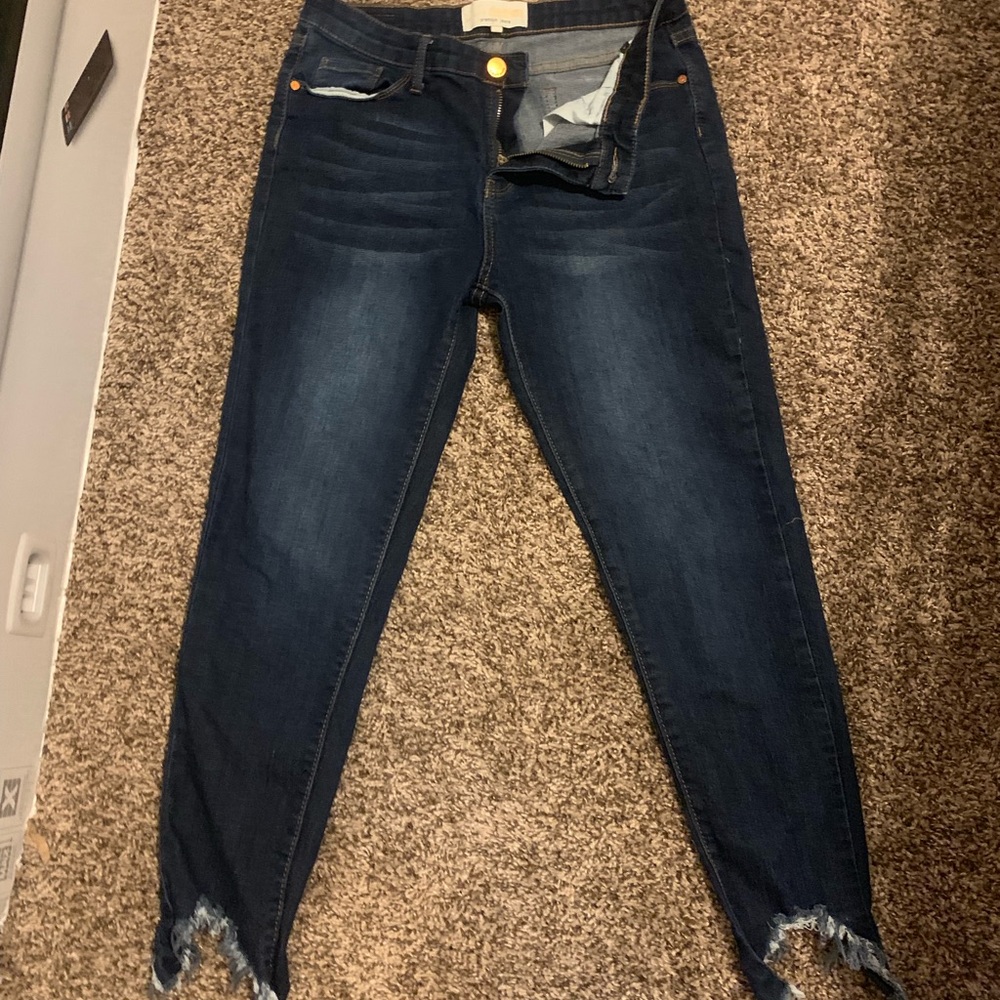 Destroyed Ankle Jeans